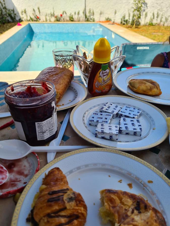 La Petite Villa Avec Piscine Pieds Dans L'Eau Sidi Rahal  Kültér fotó